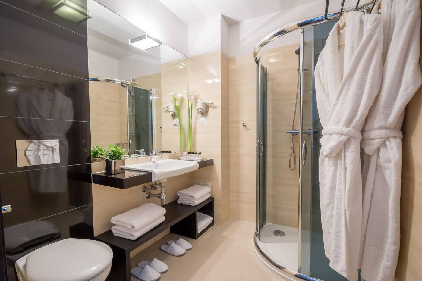 Queen-Boutique-Hotel-Room-32