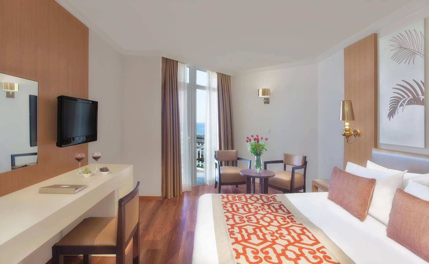 Akka-Alinda-Hotel-Room-16