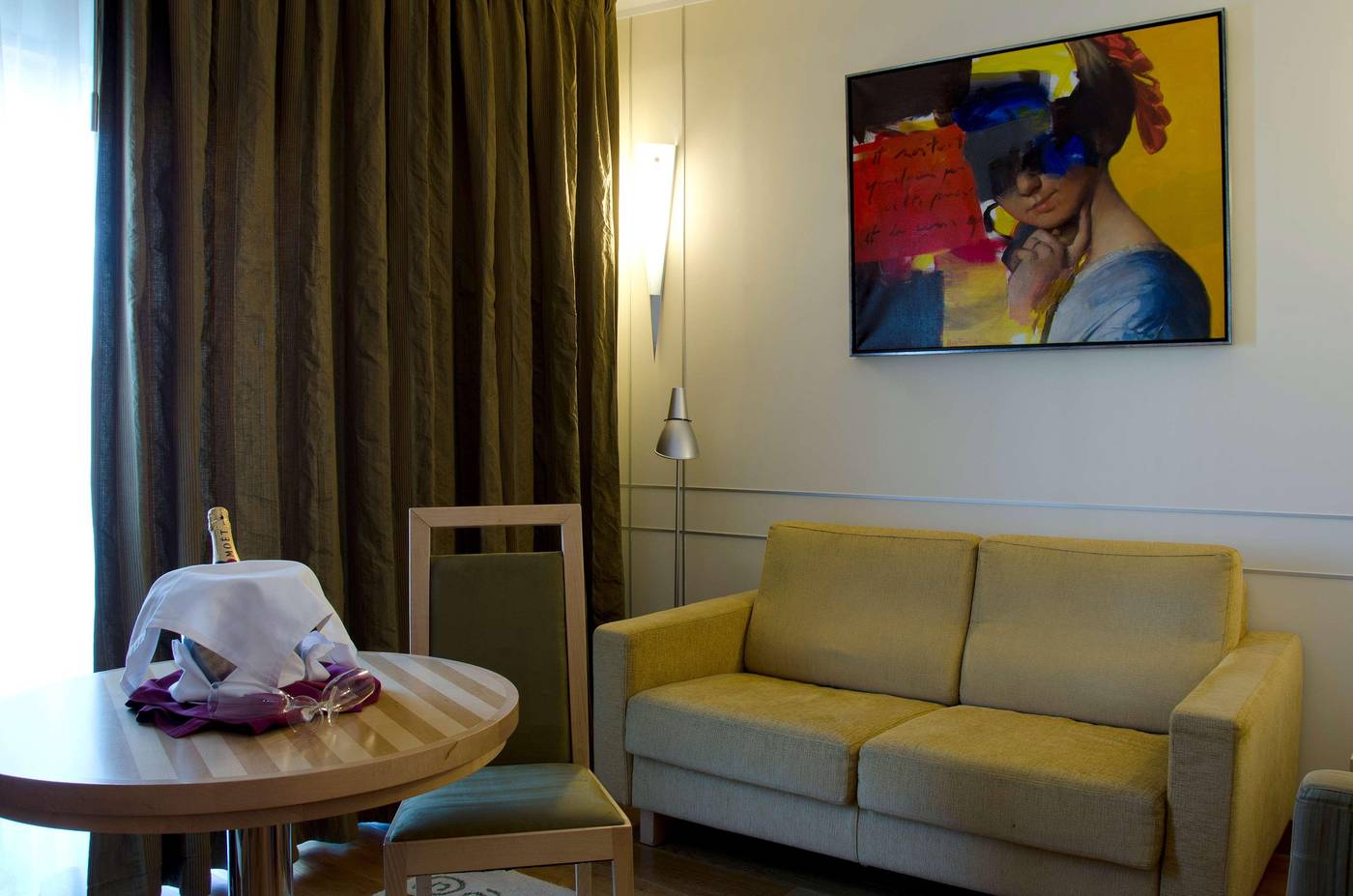 VIP-Executive-Entrecampos---Hotel---Conference-Room-29