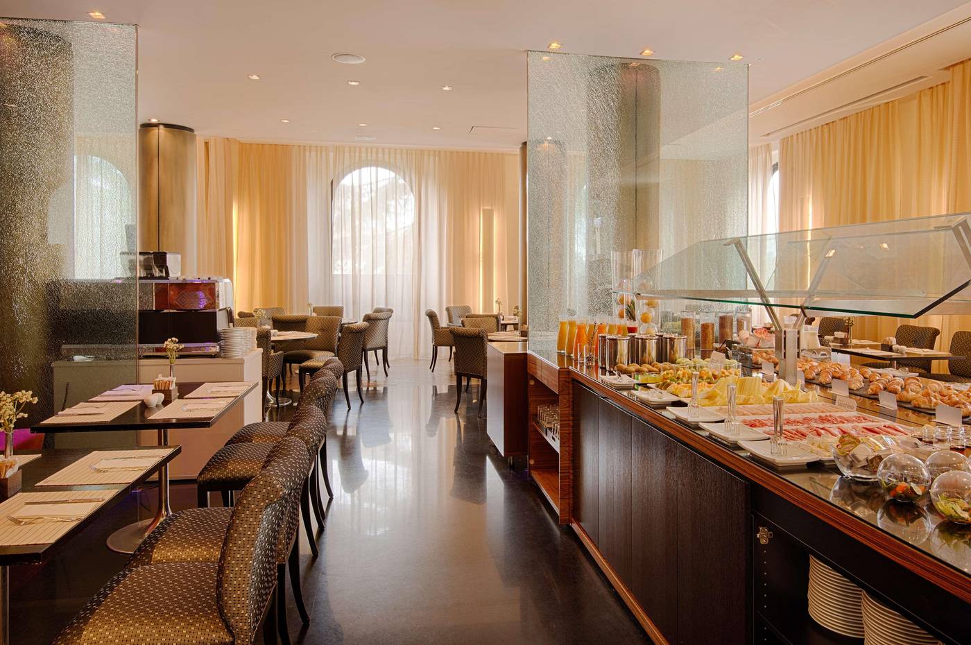 NH-Siena-Restaurant-28