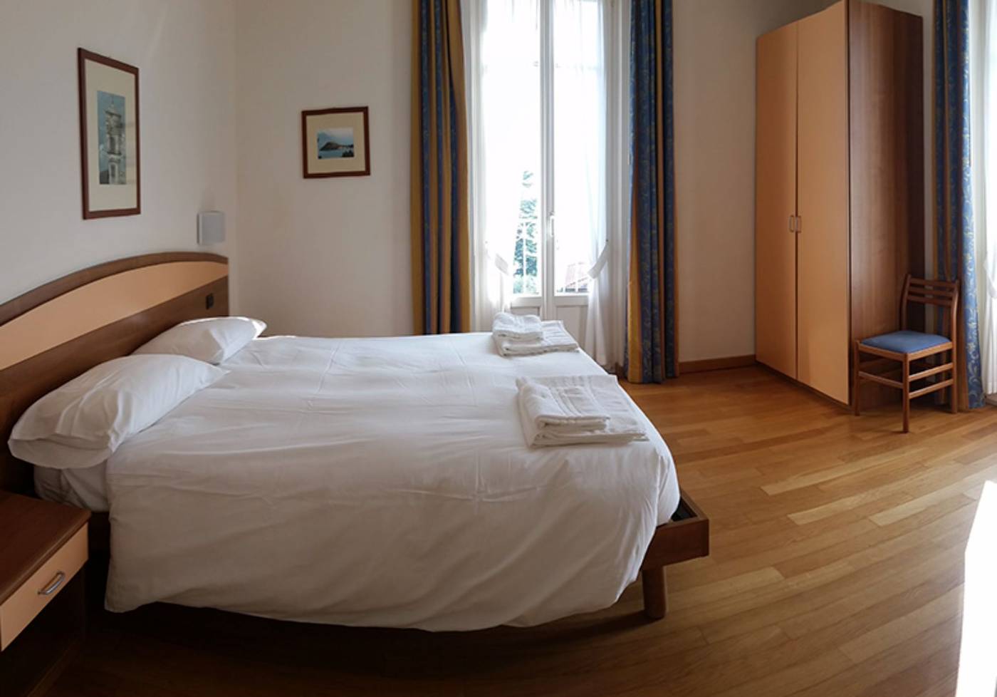 Lario-Italy-Mezzegra CO-Room-6