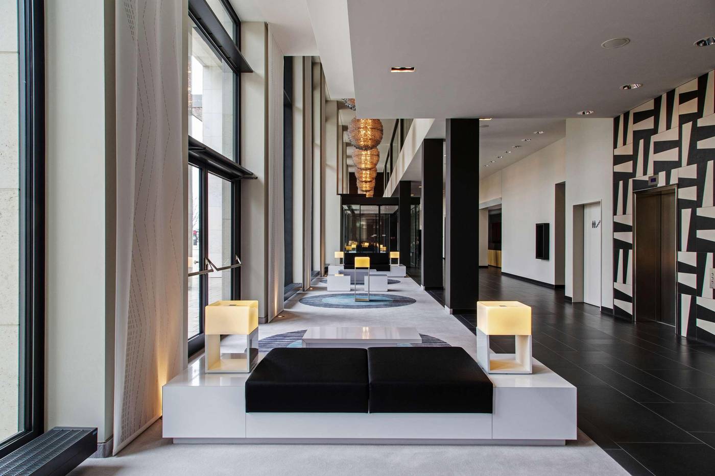 Steigenberger-Airport-Hotel-Berlin-Lobby-2