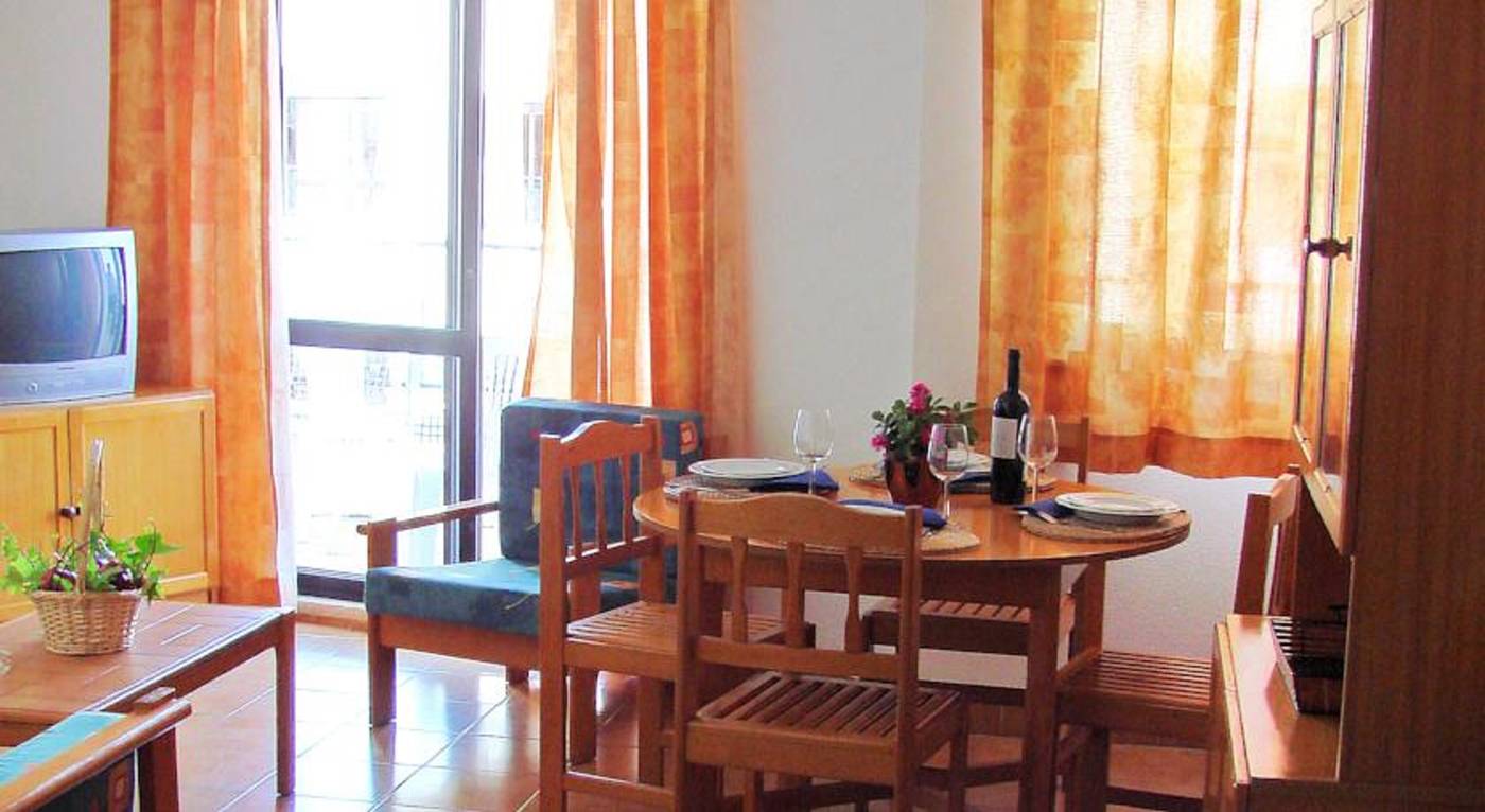 Clube-Alvorferias-Room-14