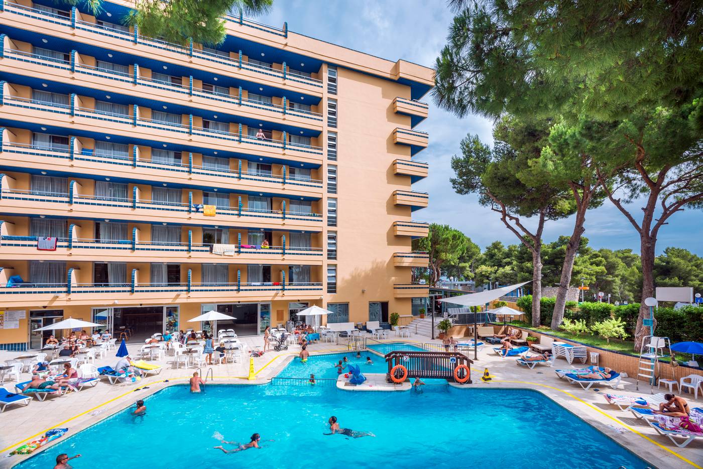 Hotel Playa Park in Costa Dorada, Spain