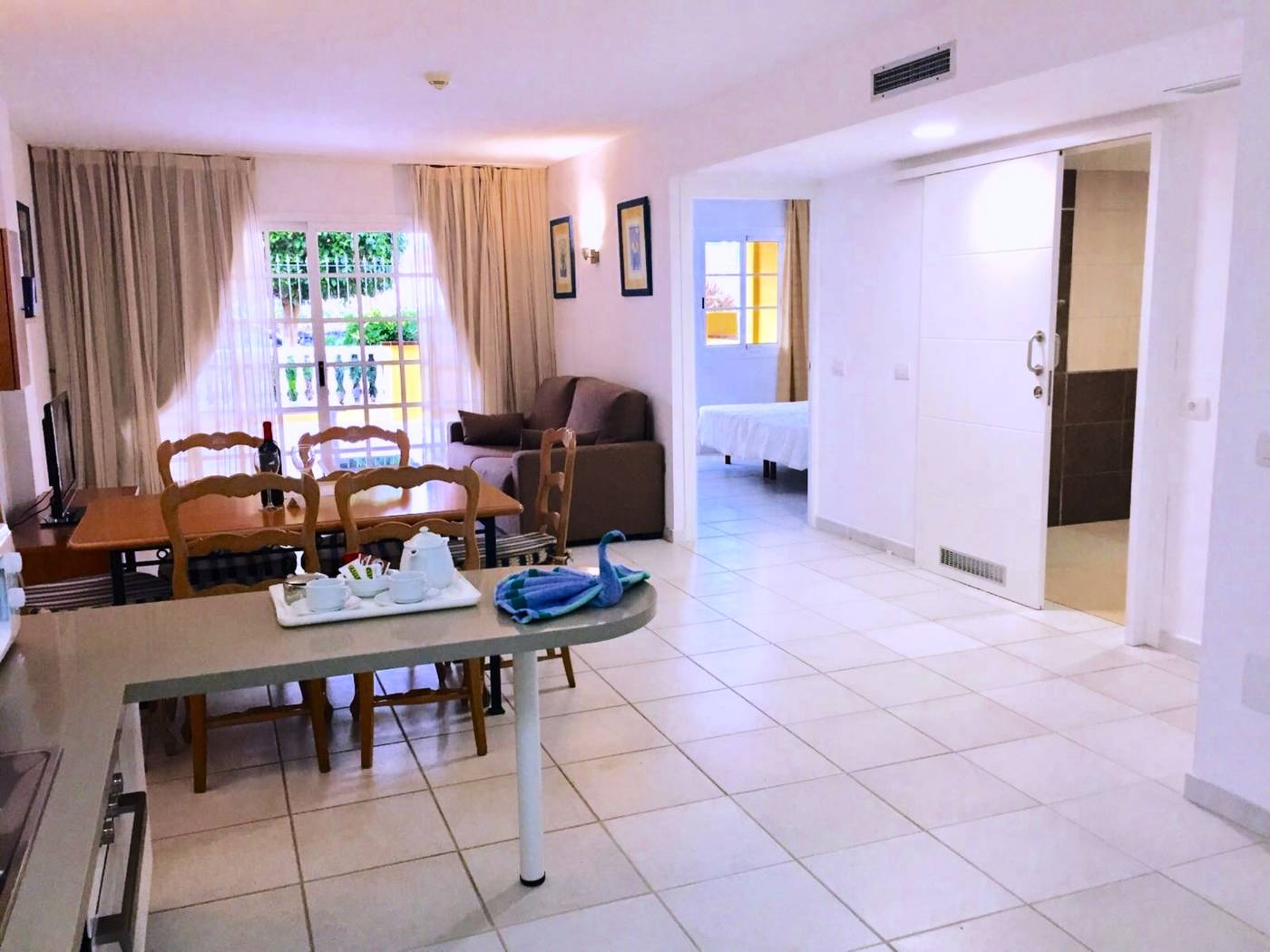 El-Marqu----s-Palace-by-Intercorp-Hotel-Group-Room-47