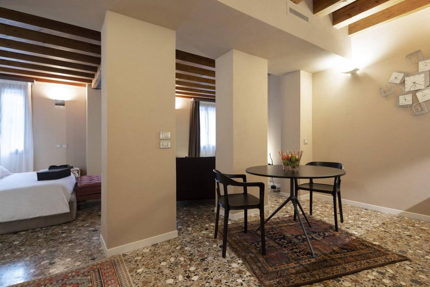 Corte-Di-Gabriela-Room-45