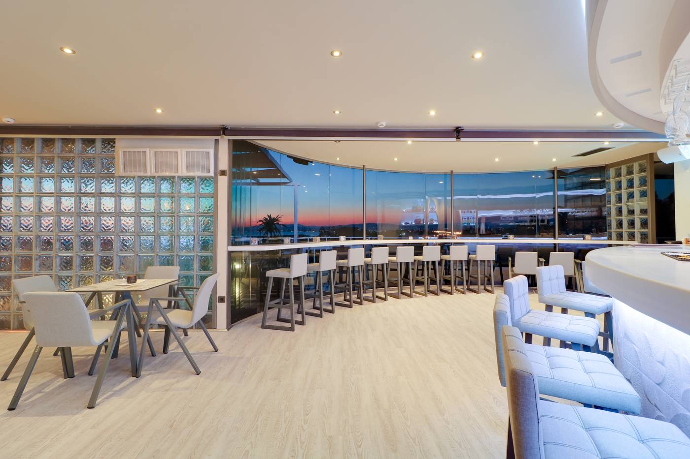 Bomo-Club-Palace-Hotel-Restaurant-13