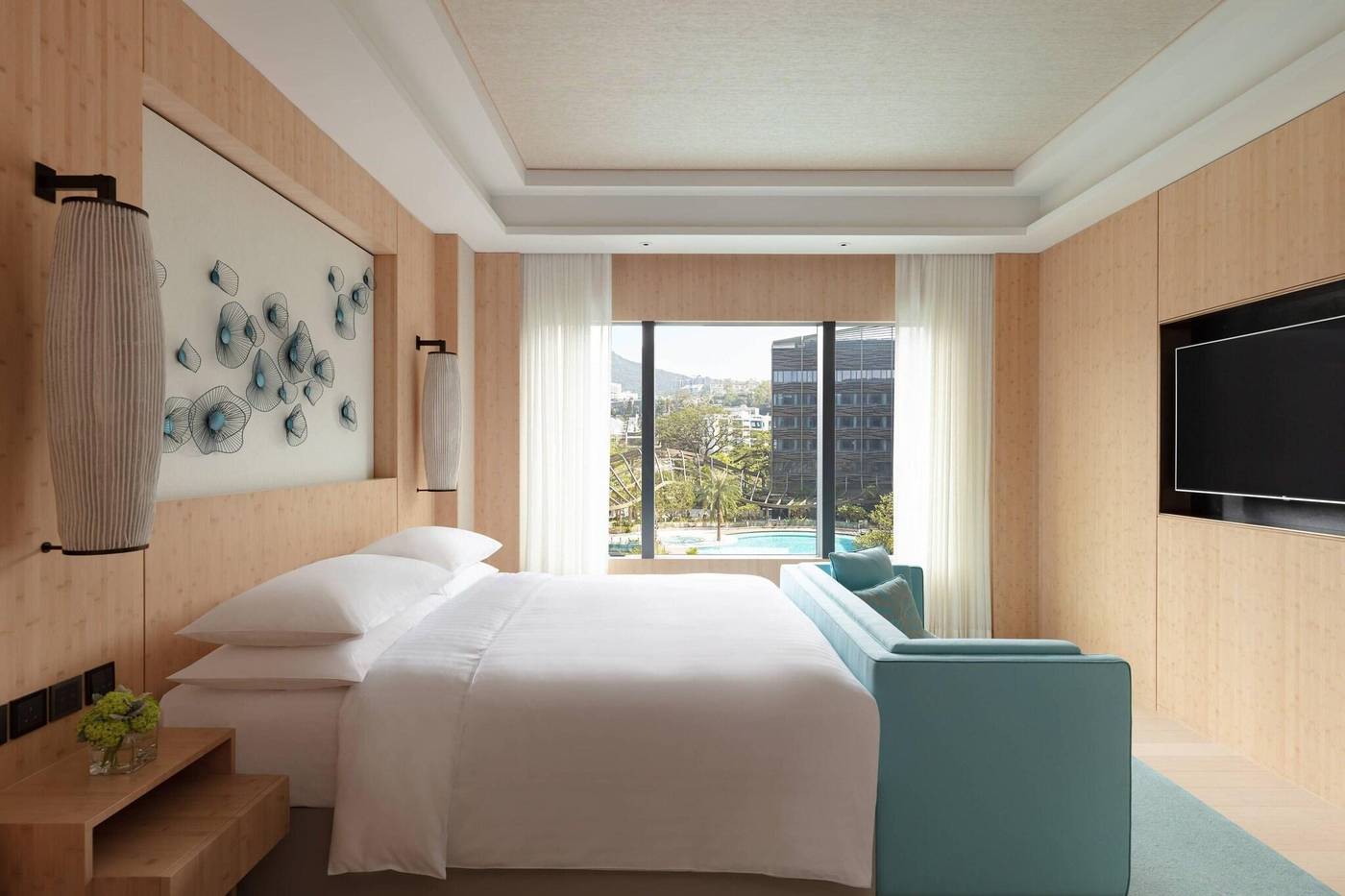 Hong-Kong-Ocean-Park-Marriott-Hotel-Room-25