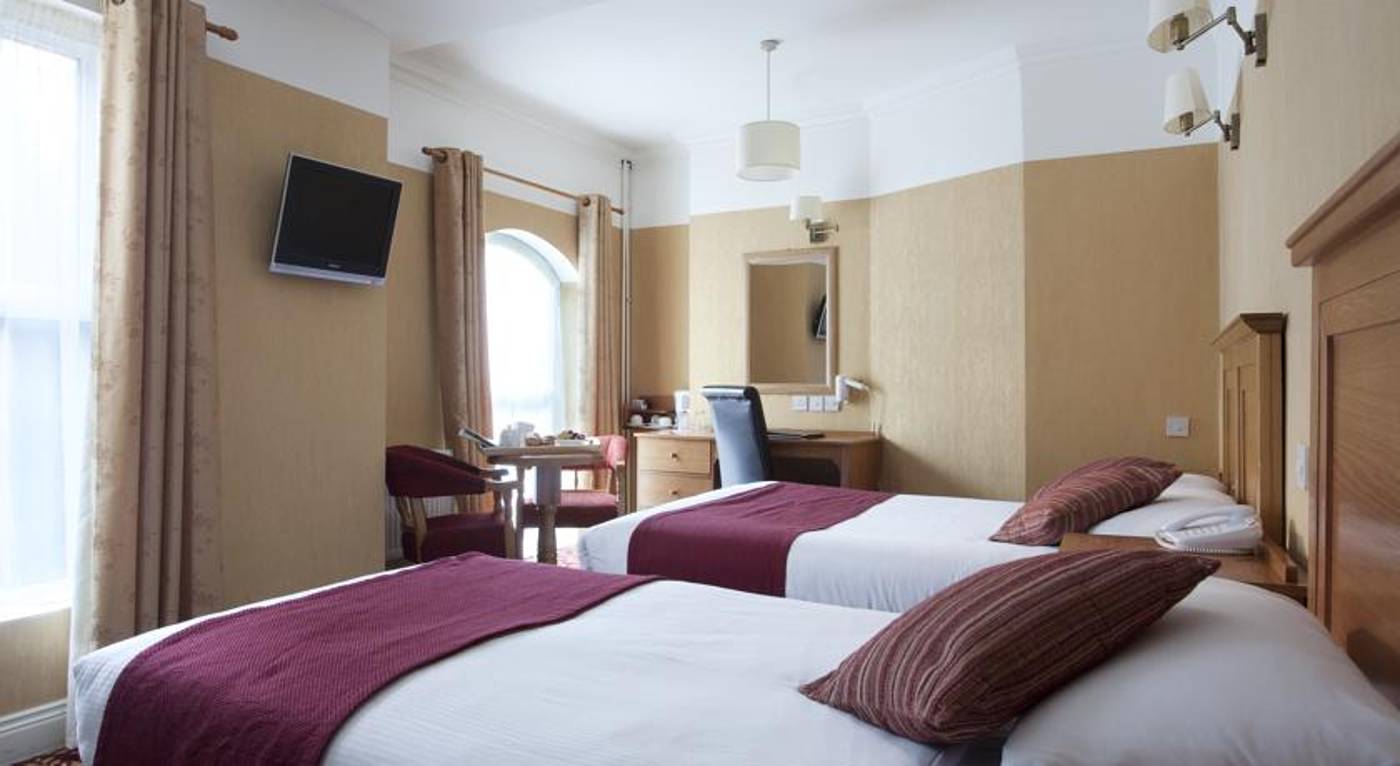 Hotel-St-George-by-Nina-Room-11