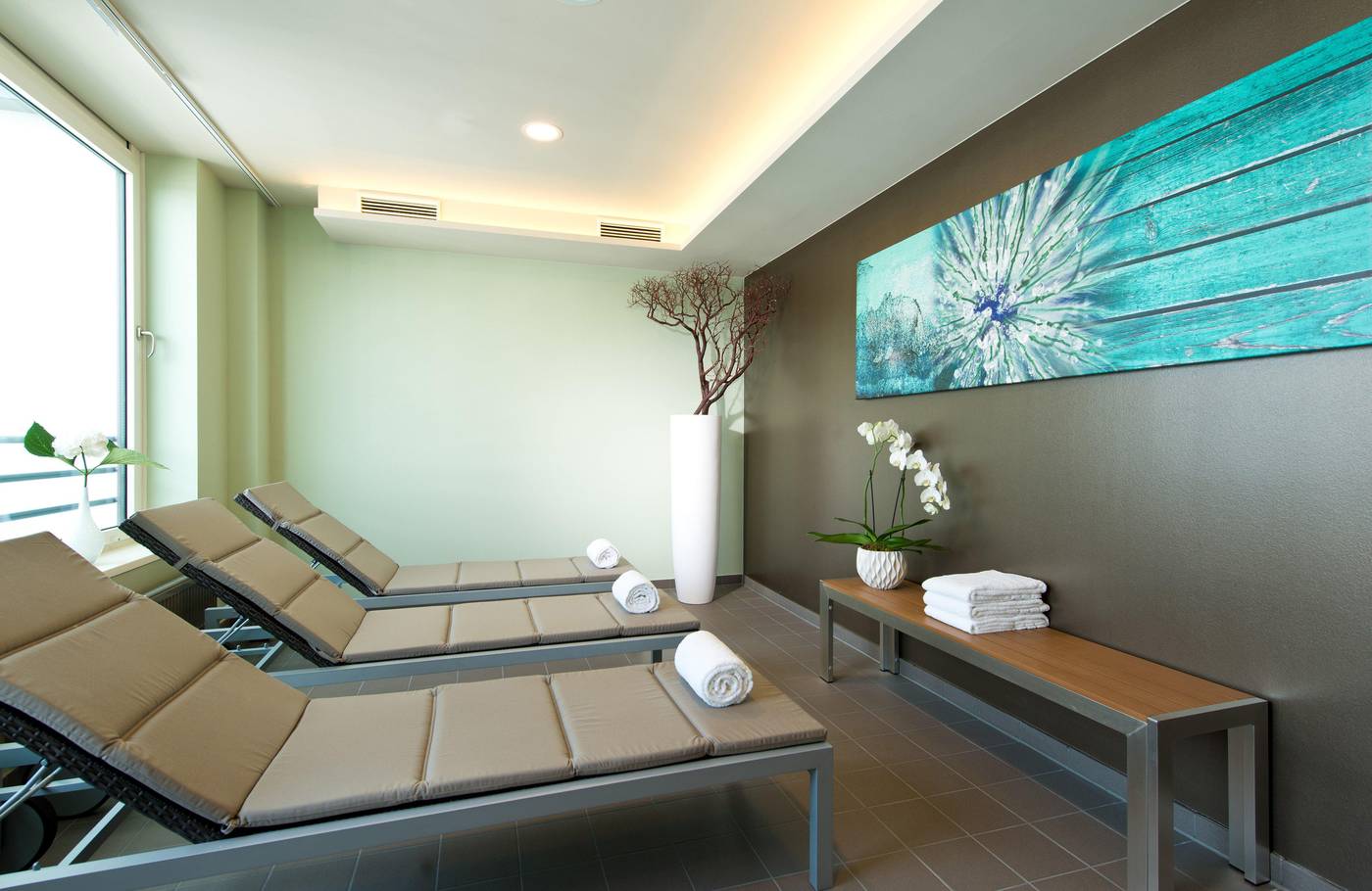 Leonardo-Hotel-Berlin-Mitte-Sports-and-Entertainment-3