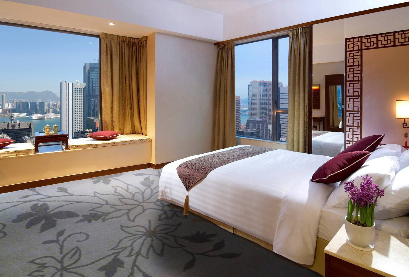 Lan-Kwai-Fong-Hotel-at-Kau-U-Fong-Room-9