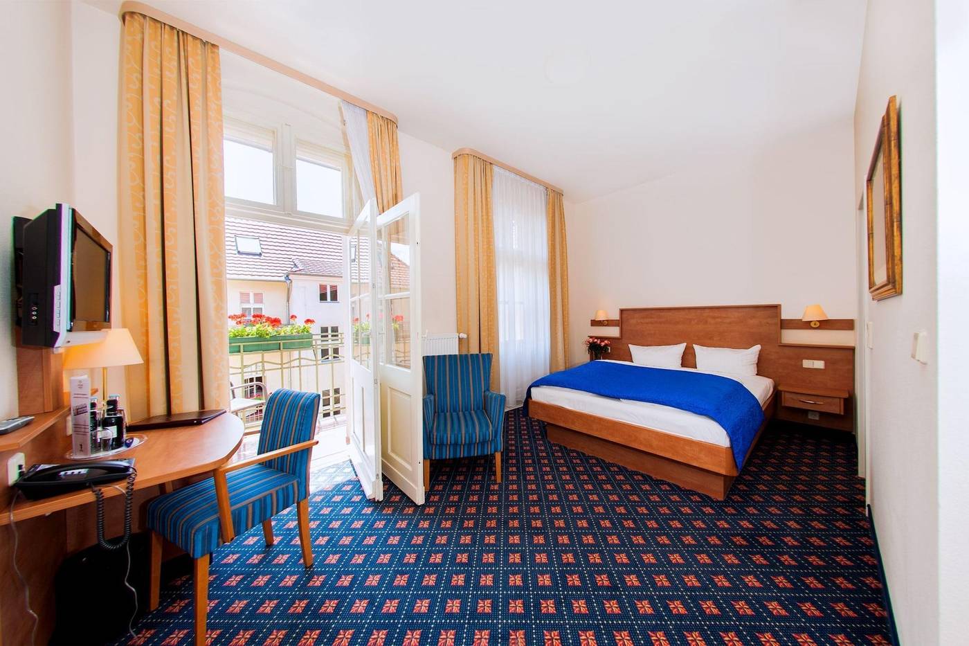 Apartments-Zarenhof-Prenzlauer-Berg-Room-11