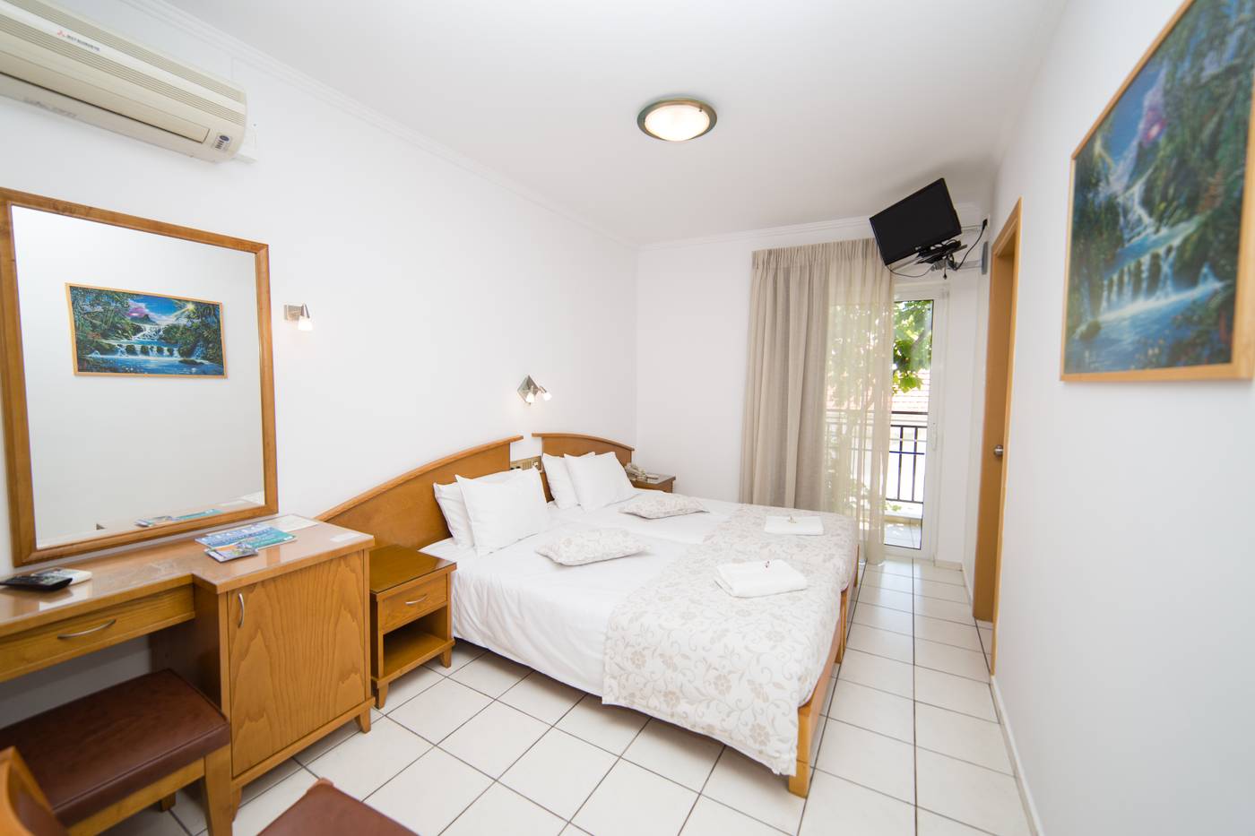 Astali-Room-7