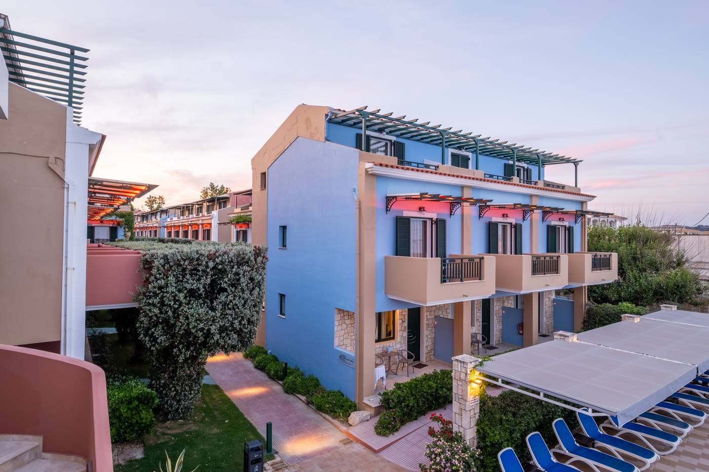 Hotel-Mediterranean-Beach-General-view-4