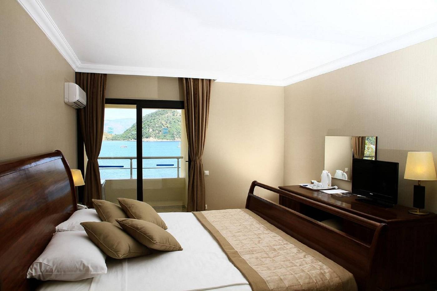 Munamar-Park-Hotel-Room-12