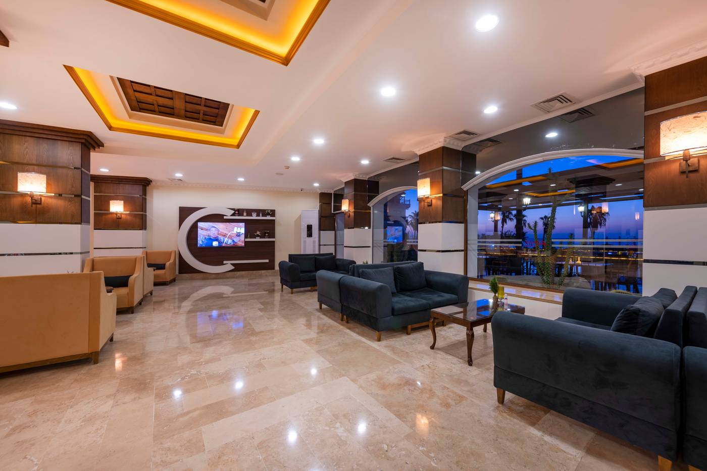 Armas-Labada-Lobby-46