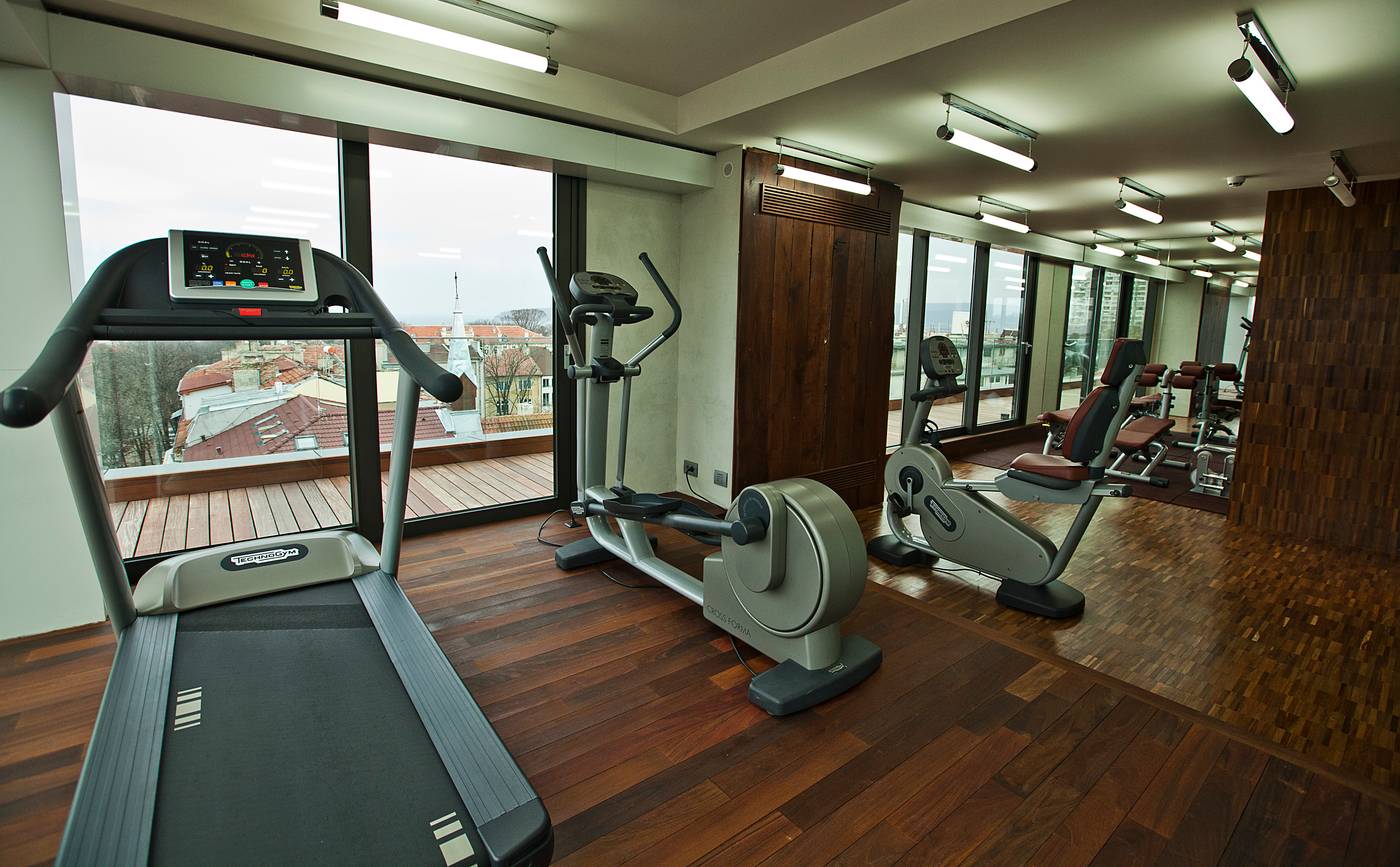 Graffit-Gallery-Hotel-Sports-and-Entertainment-58