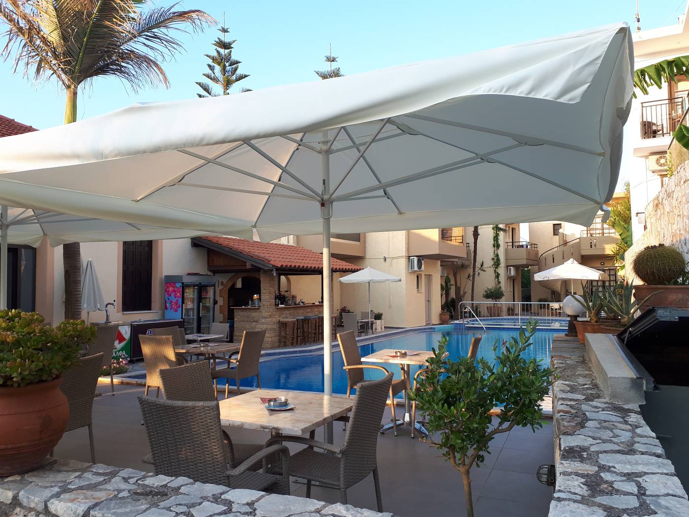 Lola-Apartments-General-view-4