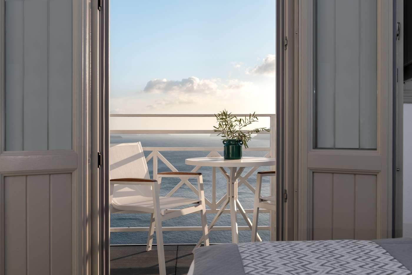 Caldera-Villas-Room-47