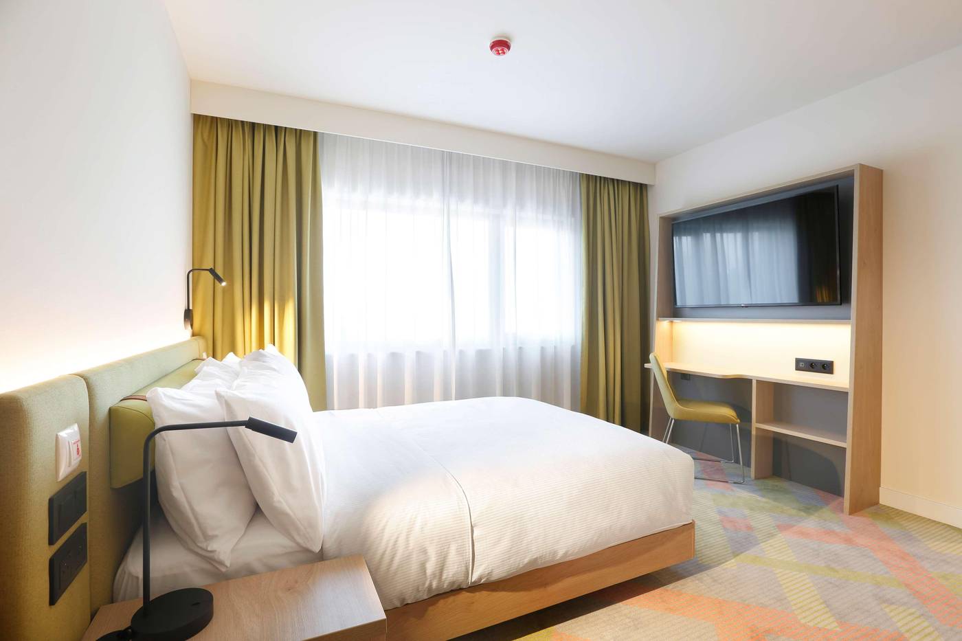 Hampton By Hilton Krakow Airport-Poland-Balice-Room-1