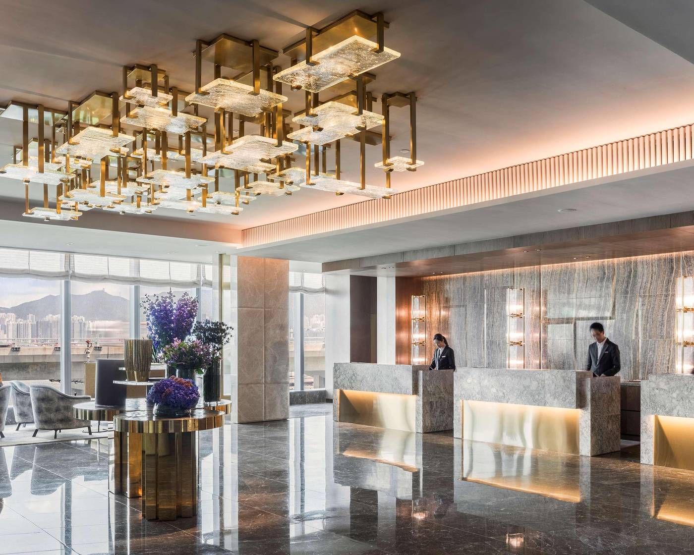 Hyatt-Centric-Victoria-Harbour-Lobby-15