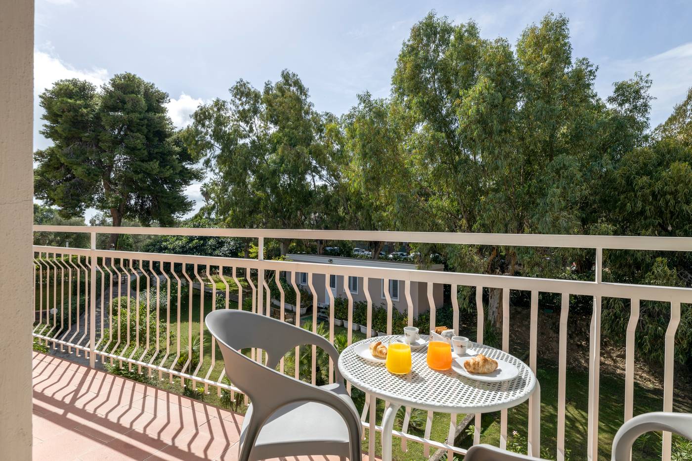 Residence-Villa-Giardini-Room-15