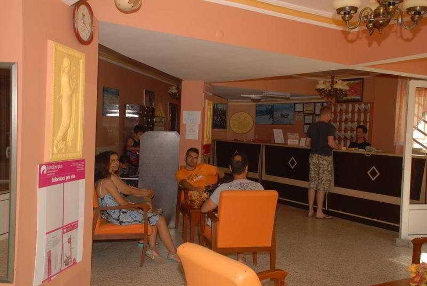 Angora-Hotel-Lobby-22