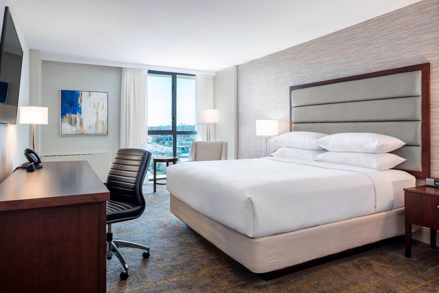 Delta-Hotels-By-Marriott-Burnaby-Conference-Centre-Room-20