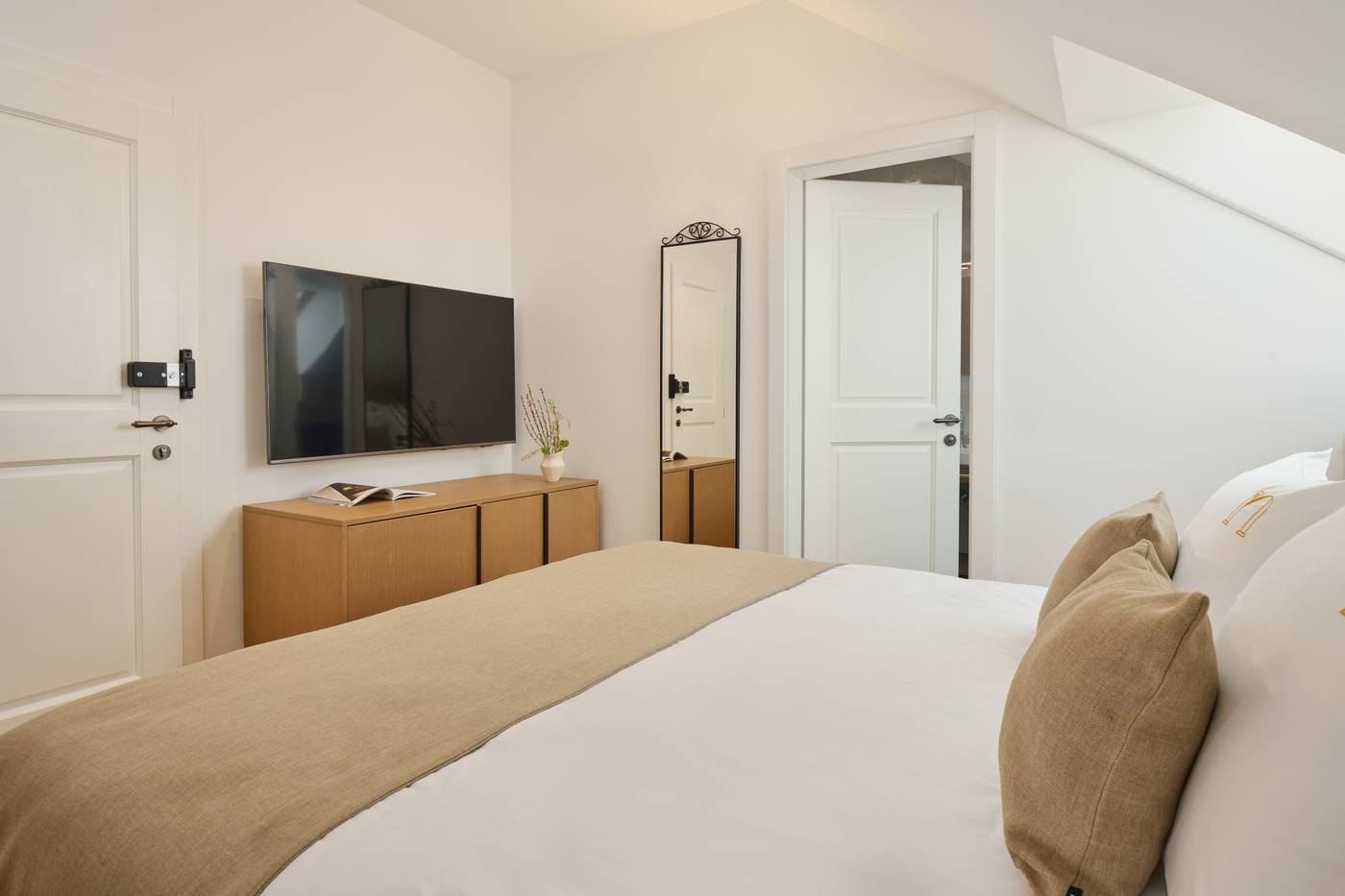 Palace-Natali-Room-49