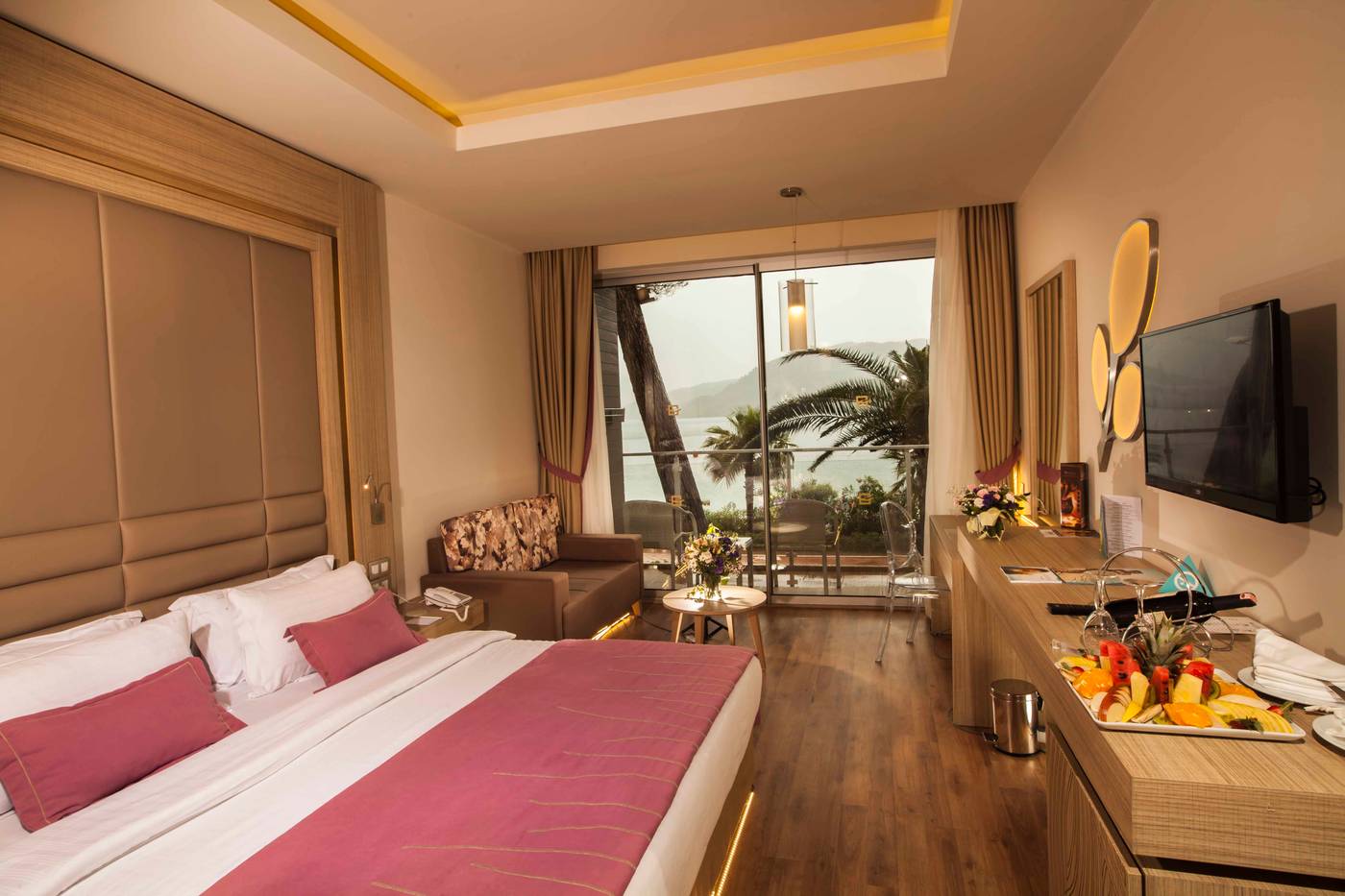 Orka-Lotus-Beach-Room-26