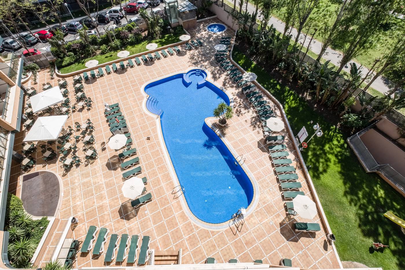 California-Palace-Pool-10