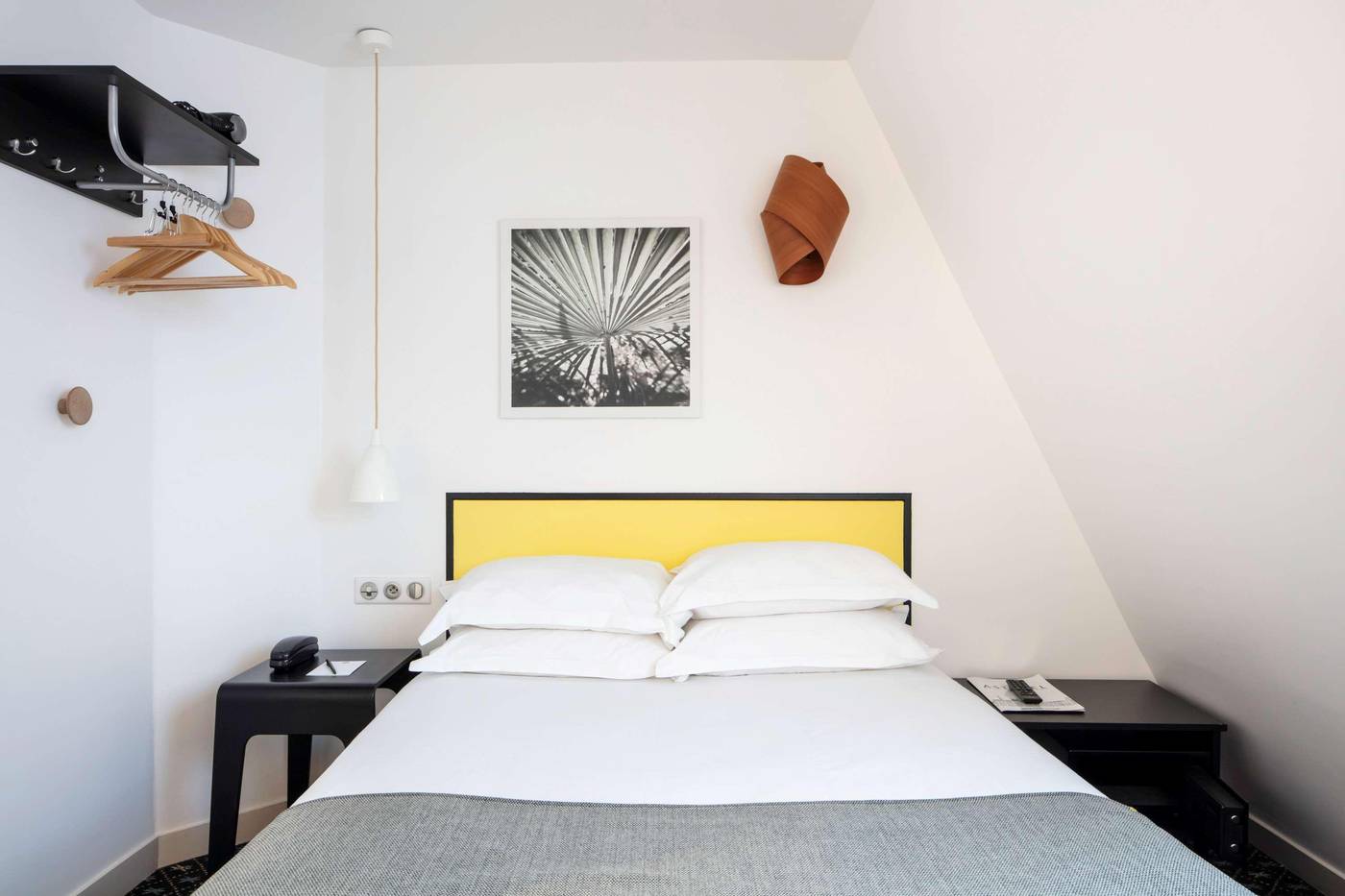 Palm-Astotel-Room-29