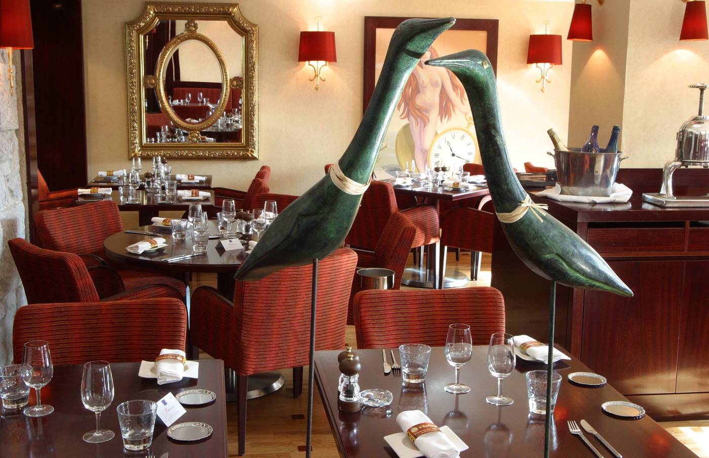 Aston-La-Scala-Restaurant-52