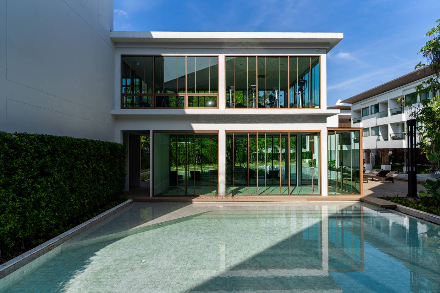 Bella-Nara-Phuket-Naiyang-Beach-Pool-7