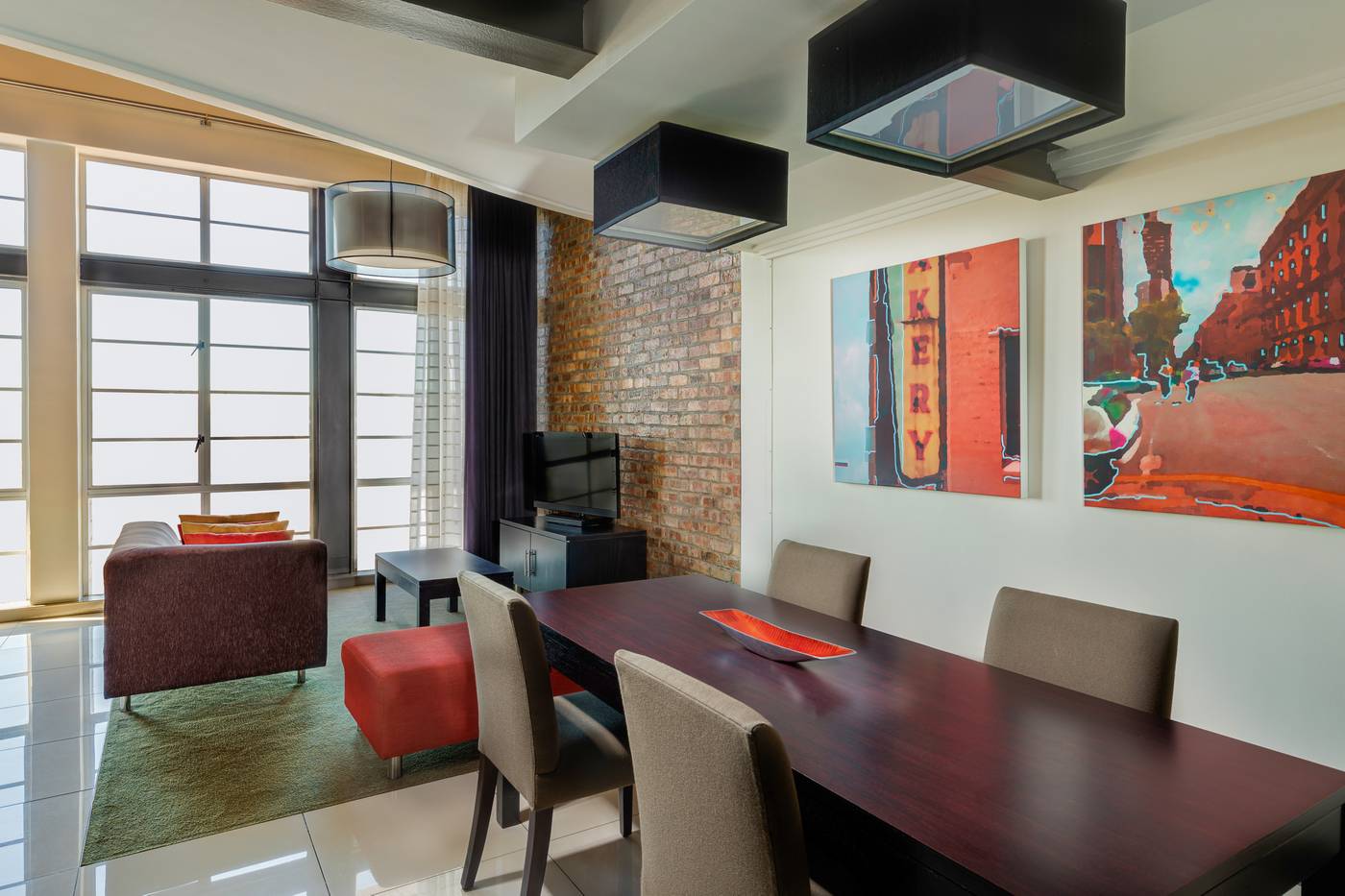 Garden-Court-Victoria-Junction-Hotel-Room-9