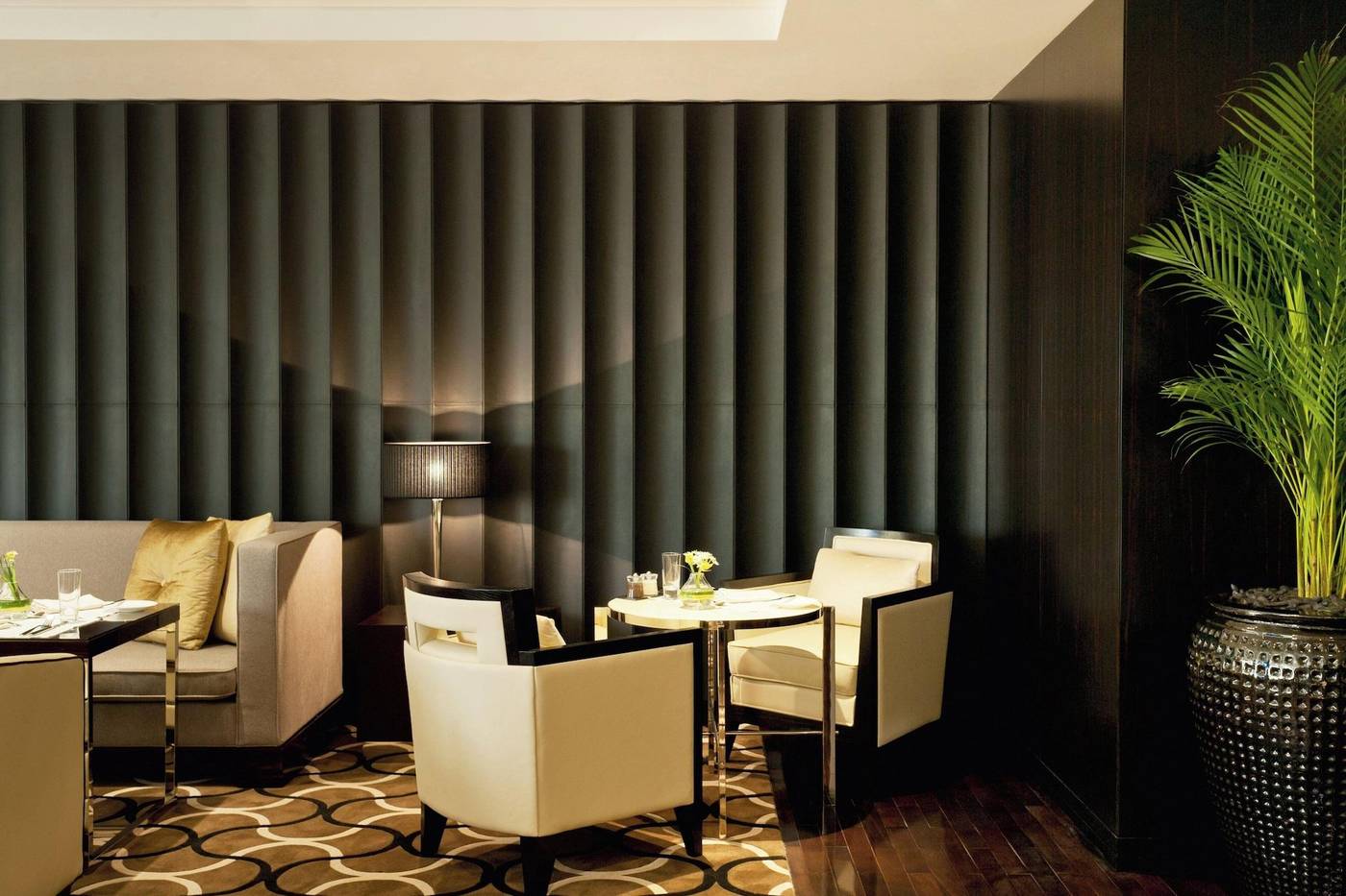 Grosvenor-House-West-Marina-Beach-Room-72