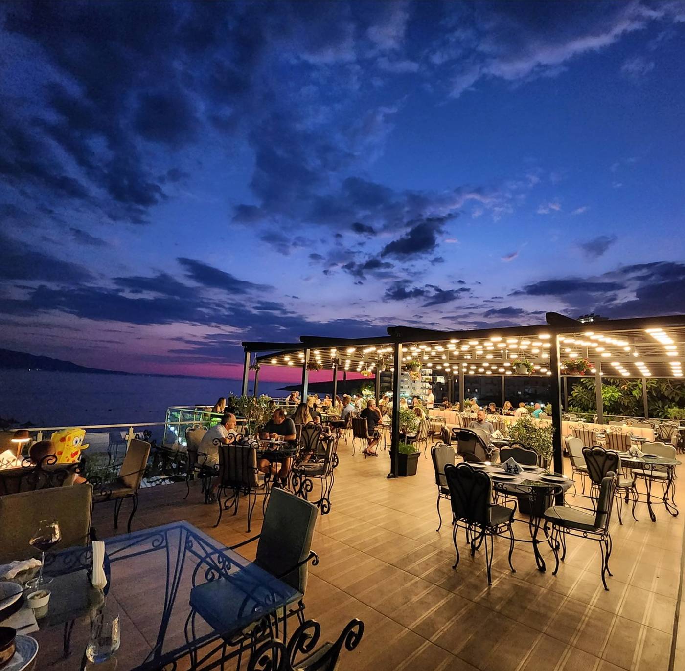 Apollon Hotel 16.12.25