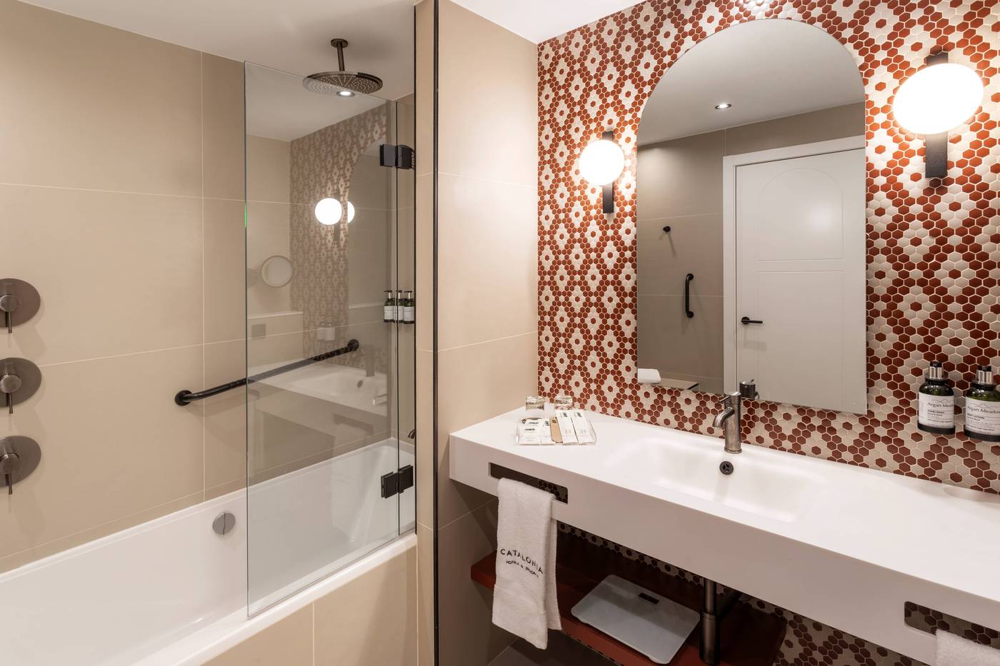 Senator-Gran-V----a-70-Spa-Room-43