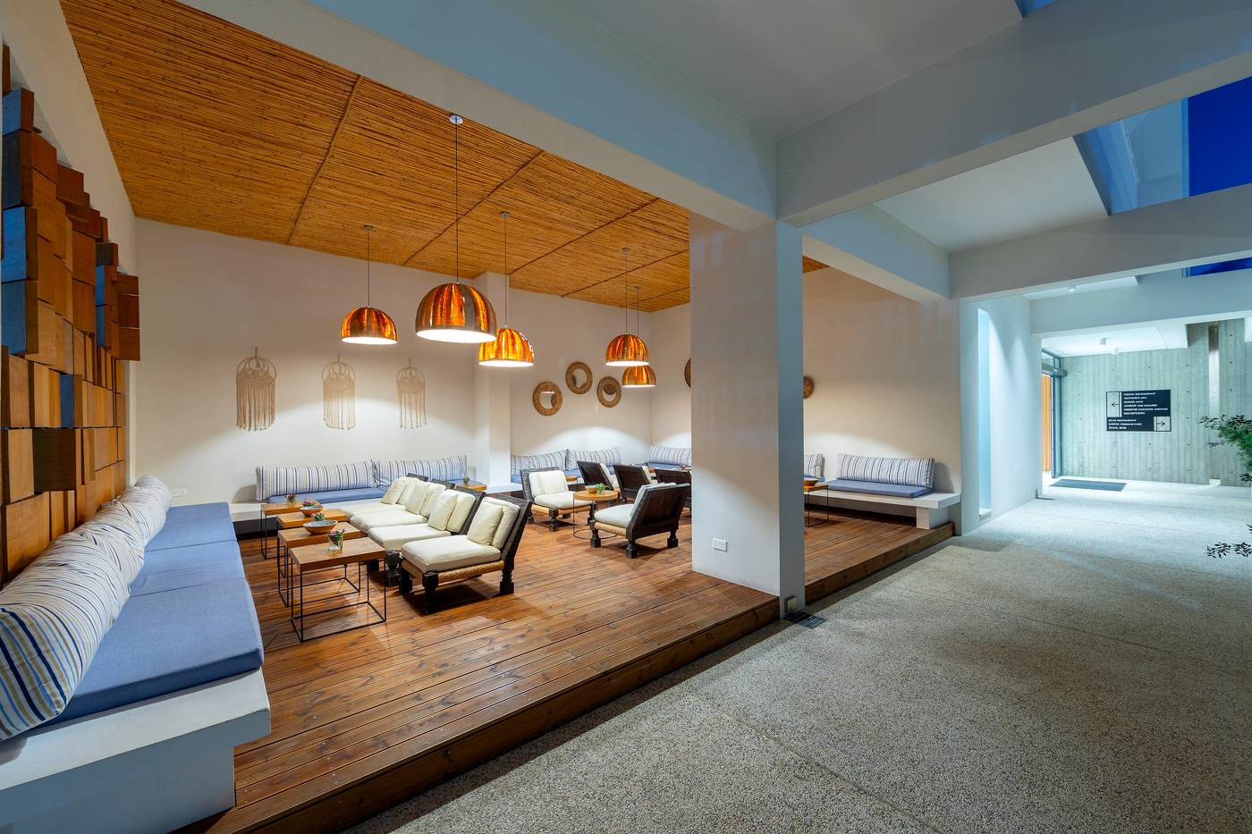 Anemi-Hotel-and-Suites-General-view-60