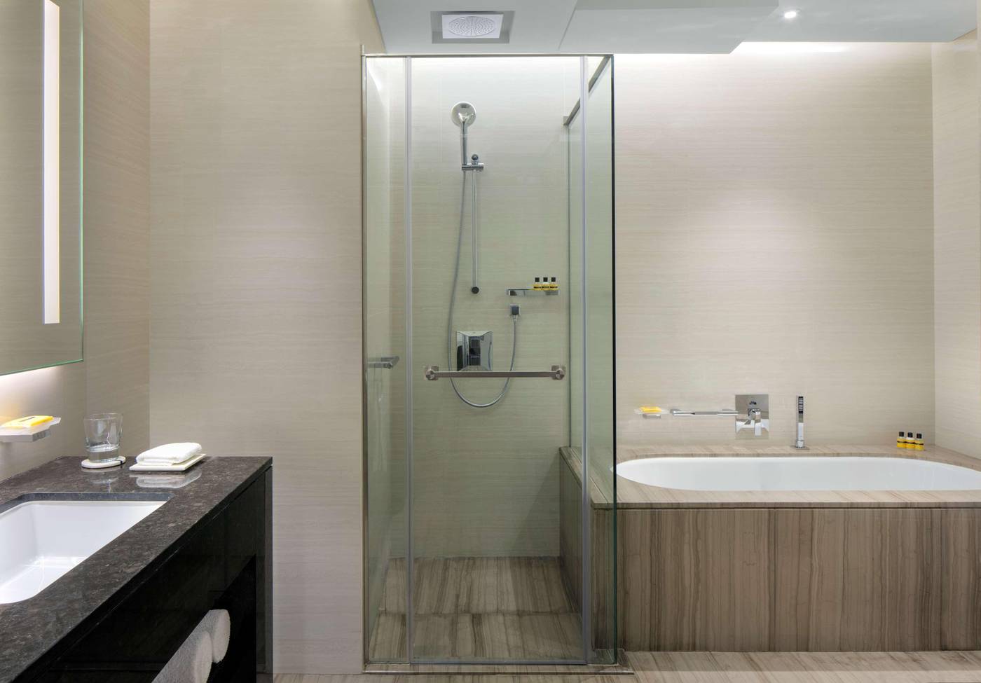 Hyatt-Regency-Dubai-Creek-Heights-Room-29