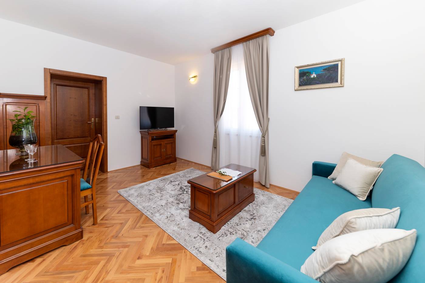 Heritage-Hotel-Tisno-Room-14