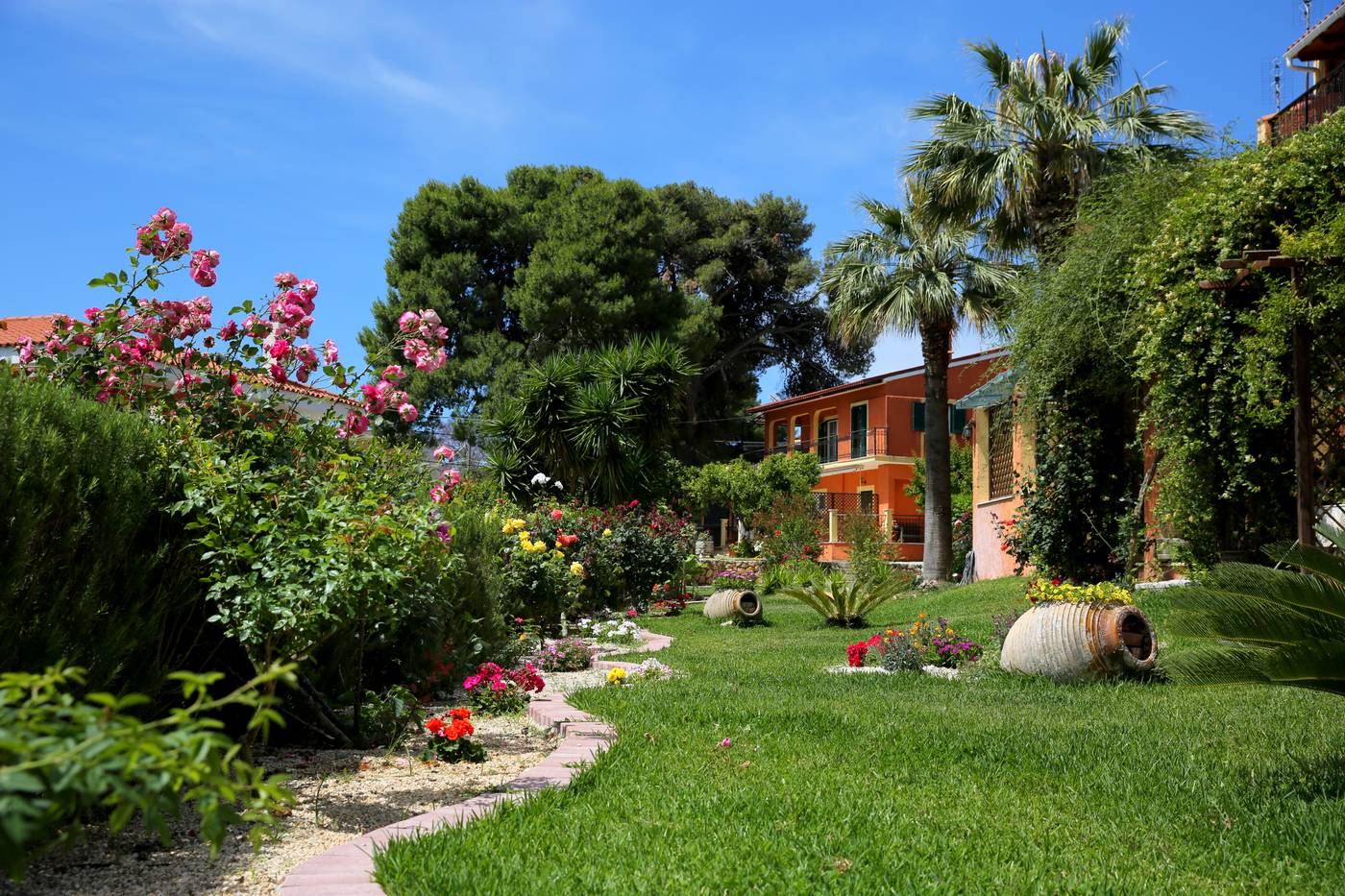 Hotel-Sunrise-Inn-General-view-11