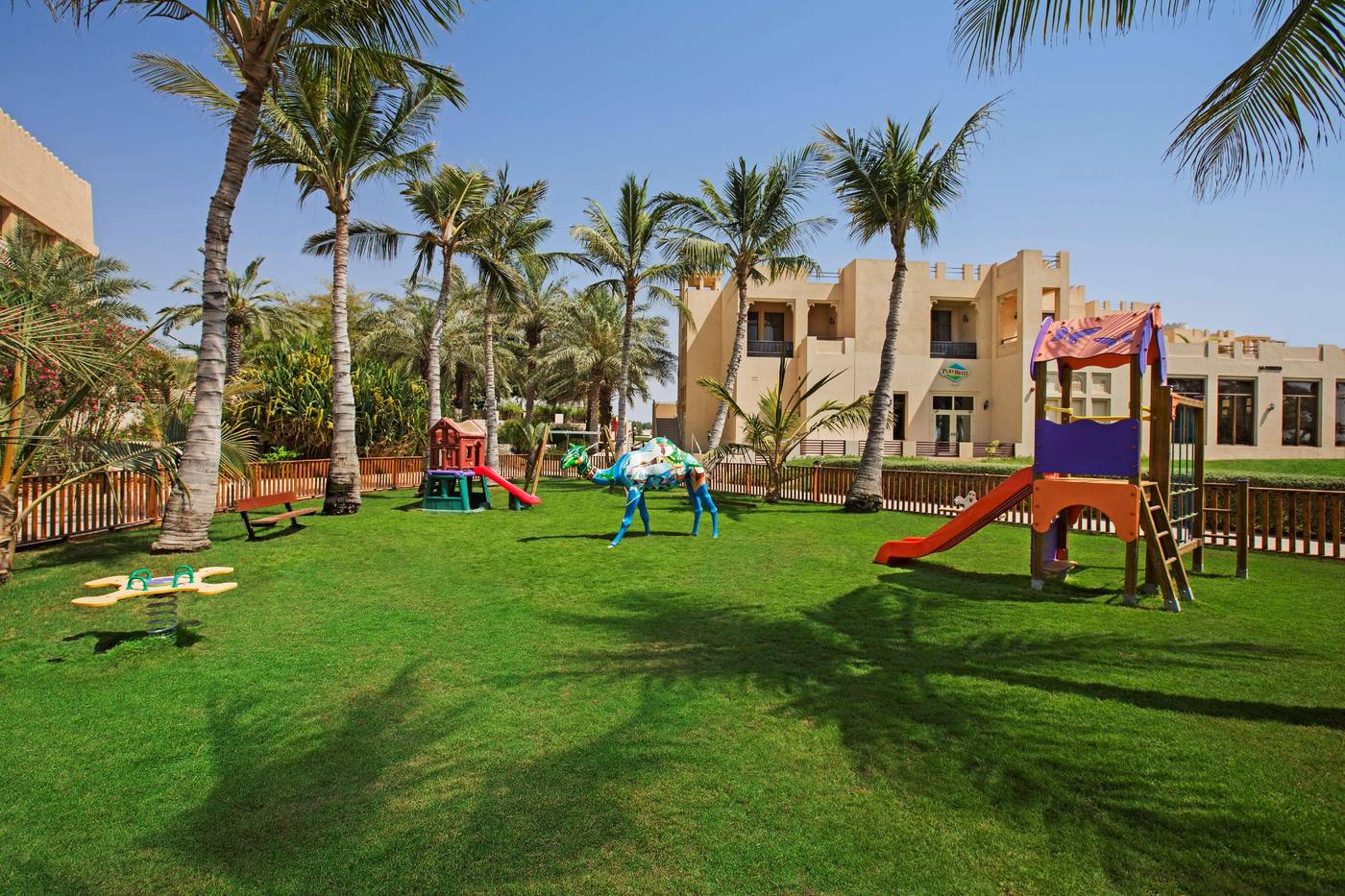 Hilton-Al-Hamra-Beach---Golf-Resort-Sports-and-Entertainment-67