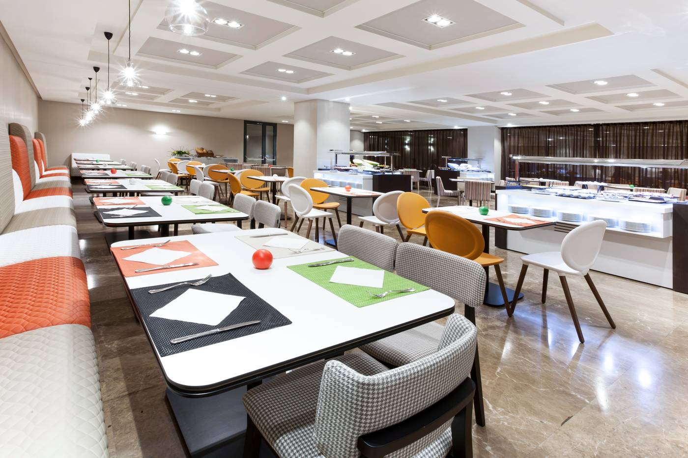 Novotel-Madrid-Center-Restaurant-44