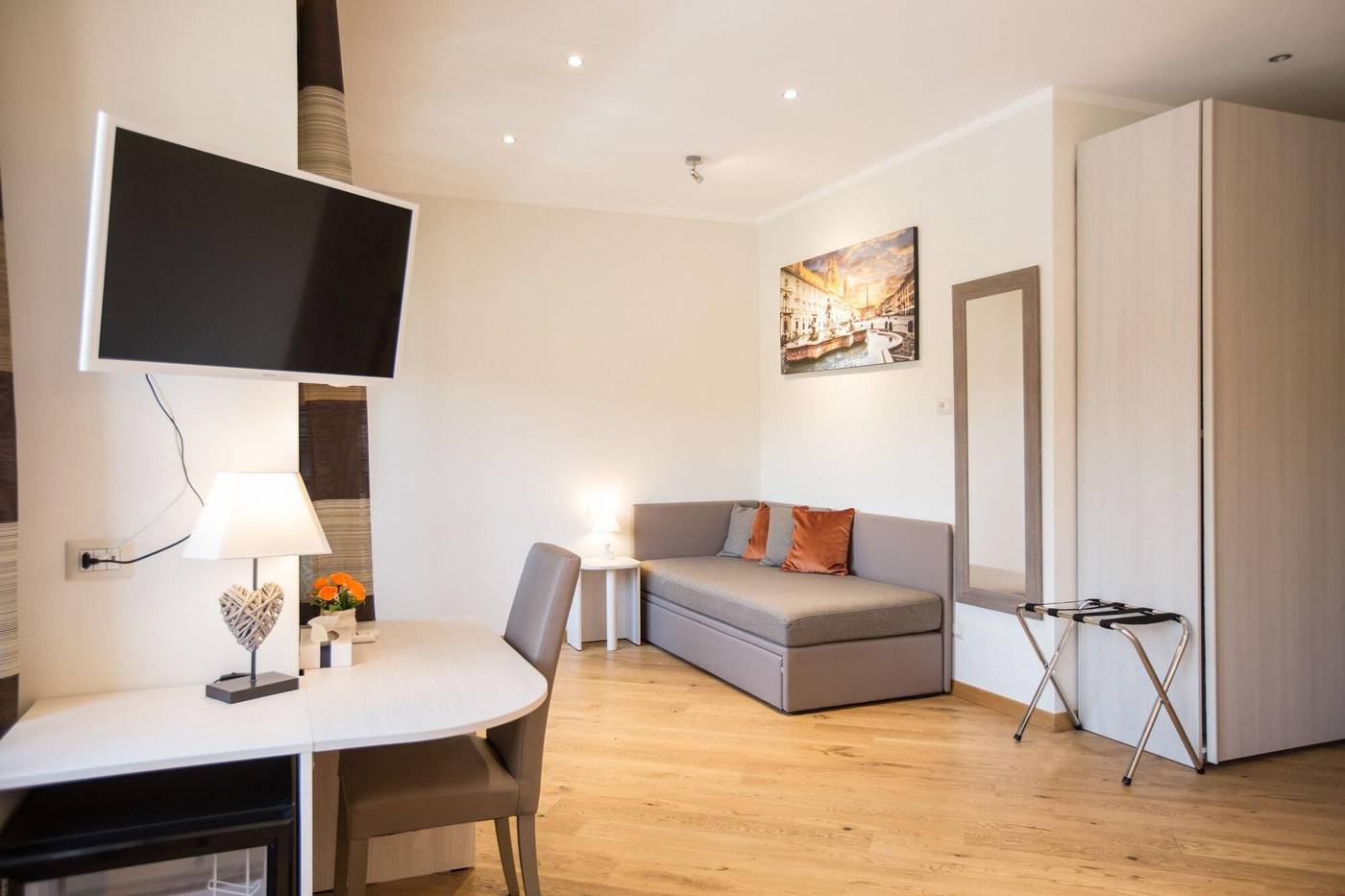 Vatican-City-Relais-Room-21