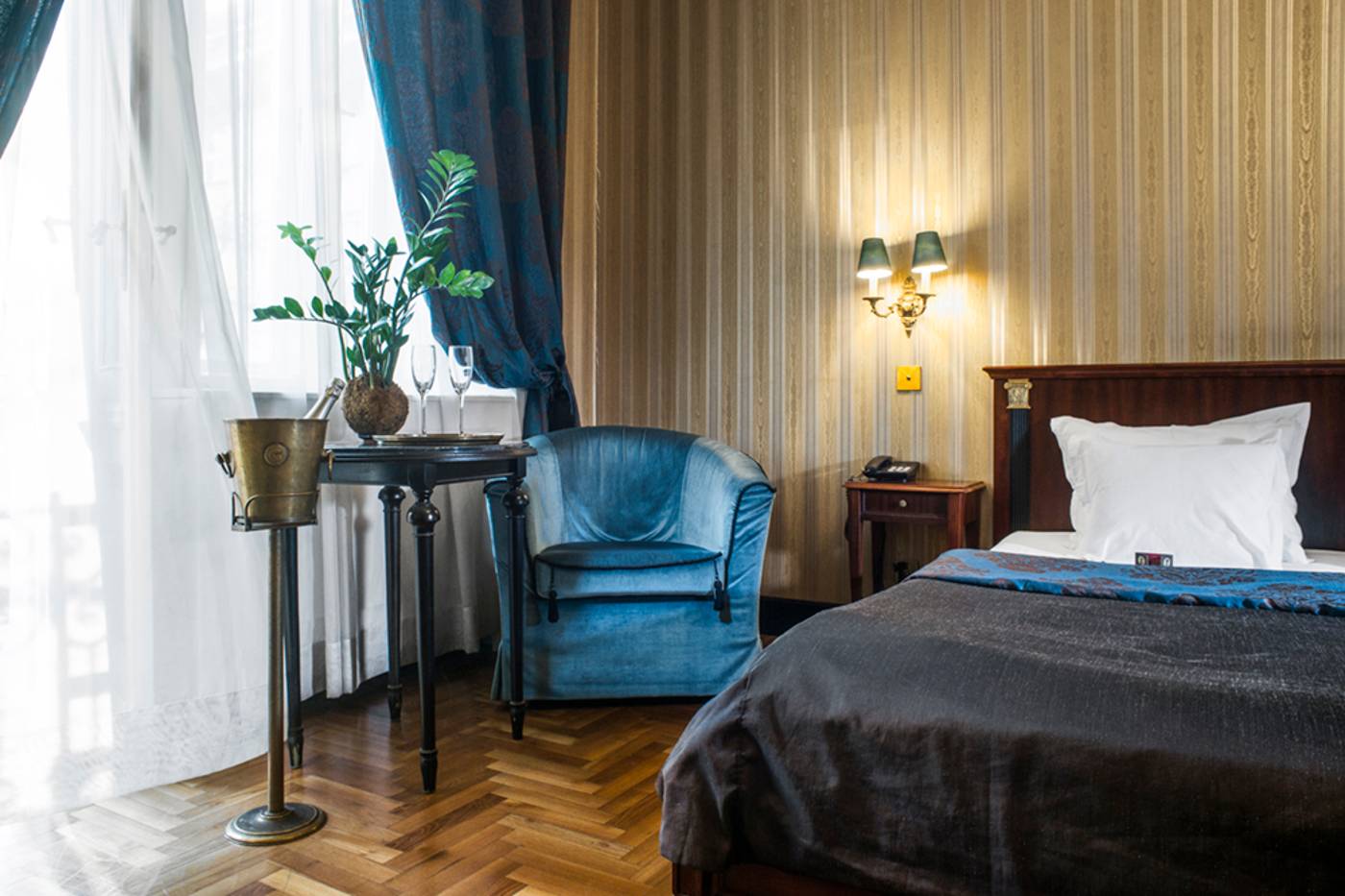 Gerloczy-Boutique-Hotel-Room-17