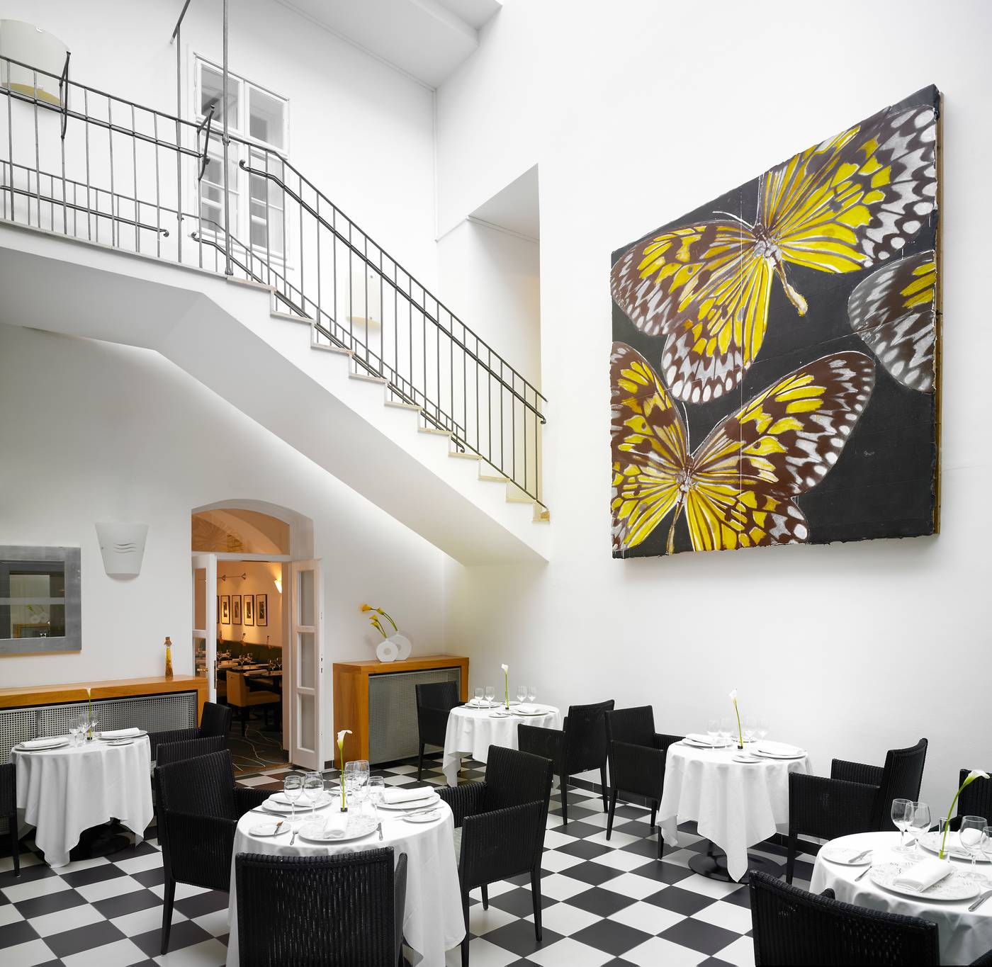 art-otel-Budapest-powered-by-Radisson-Hotels-Restaurant-36