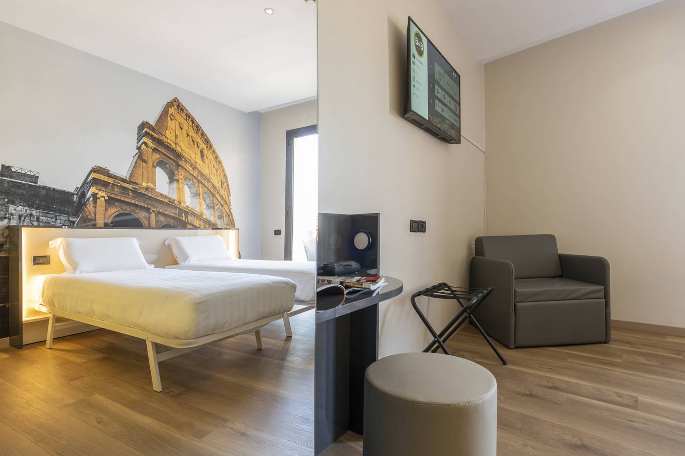 B-B-Hotel-Roma-Tuscolana-San-Giovanni-Room-5
