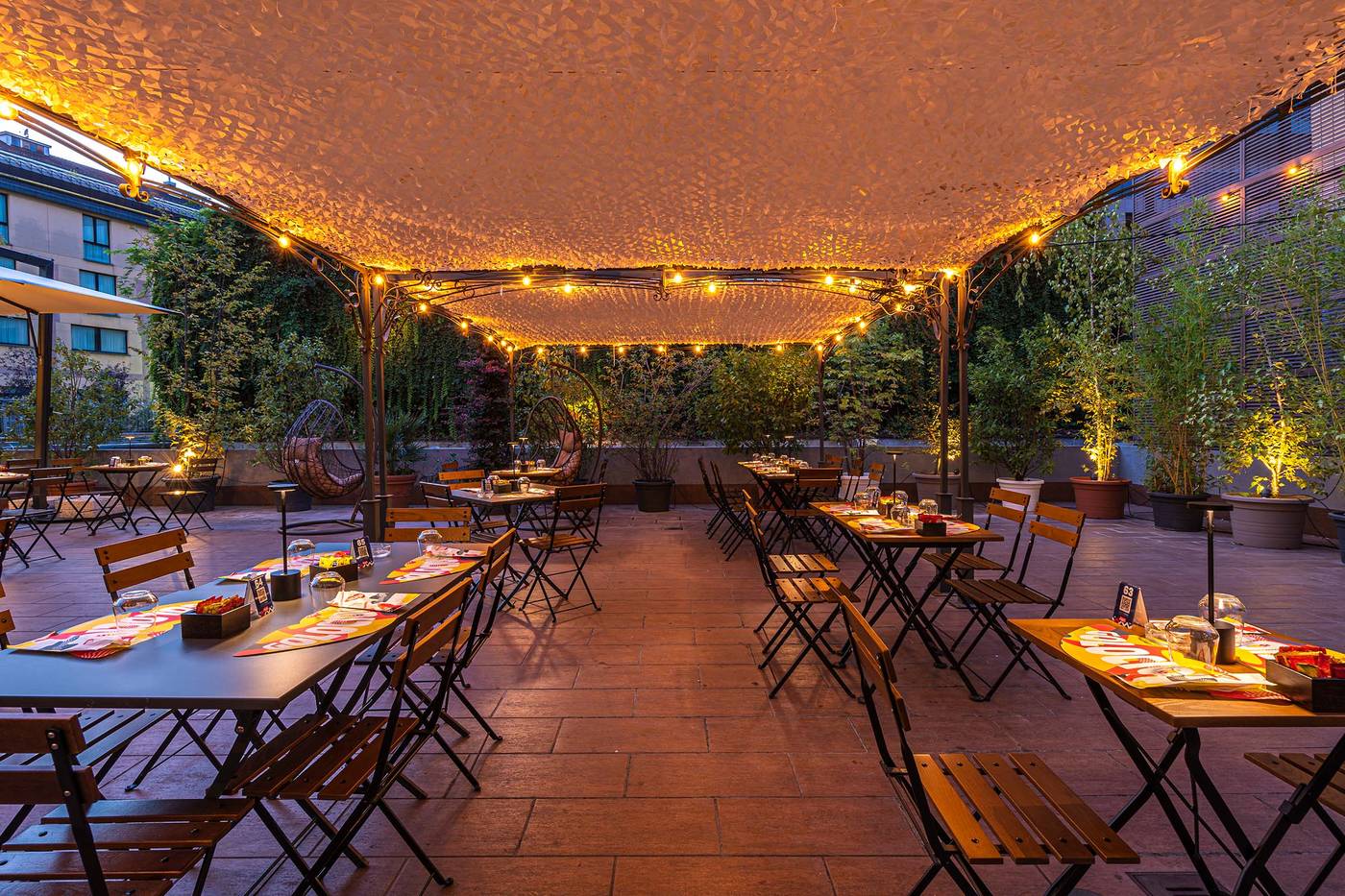 Leonardo-Hotel-Milan-City-Center-Terrace-31