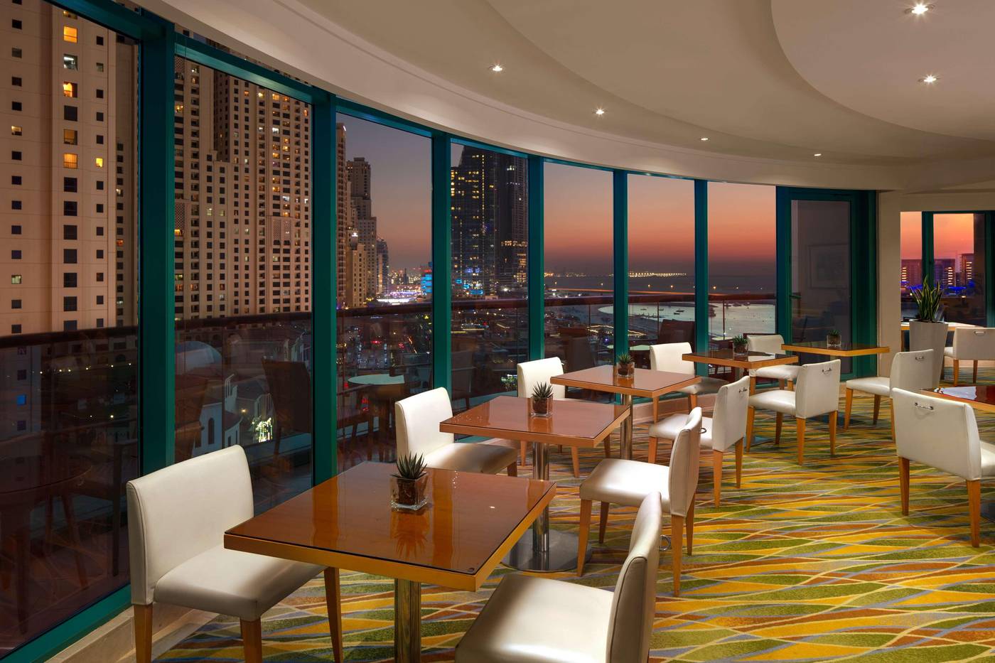 Hilton-Dubai-Jumeirah-Room-71